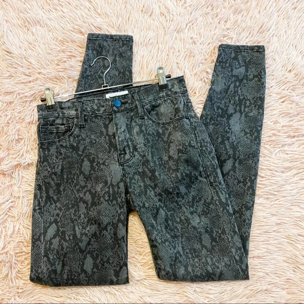 Frame Le Skinny de Jeanne Mid-Rise Crop Python Print Jeans Size 25